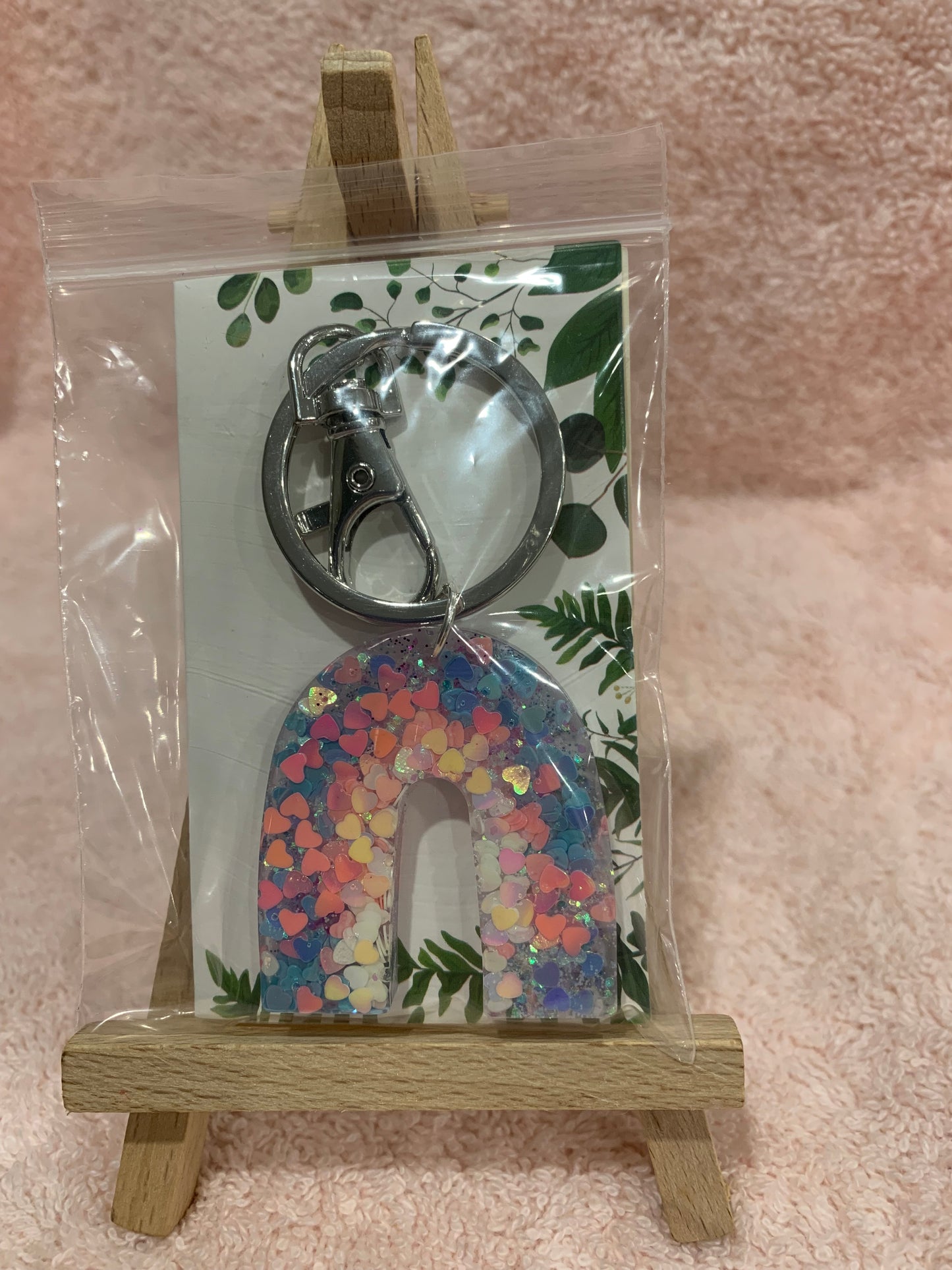 Key ring with clip "Rainbow with hearts"