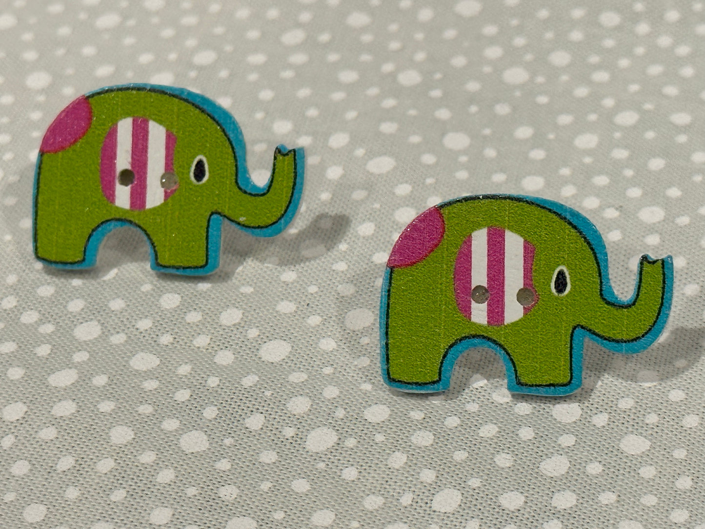 Just for the little ones or little at heart like me earrings "Elephants"